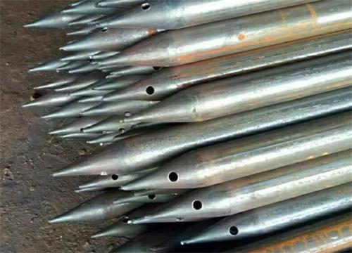 新田隧道钢花管现货